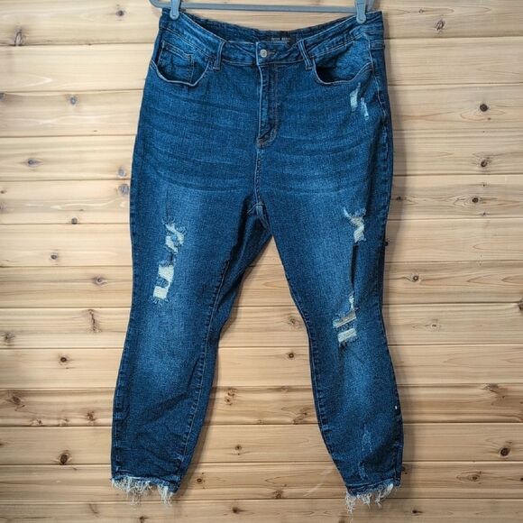 Judy Blue Jeans Womens 20 W Blue Skinny Fit Medium Wash Distressed - Picture 1 of 9
